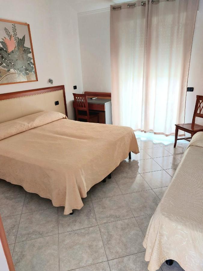 Hotel Klein Wien Piano di Sorrento Esterno foto