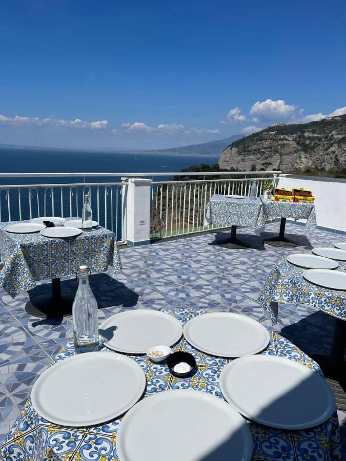 Hotel Klein Wien Piano di Sorrento Esterno foto
