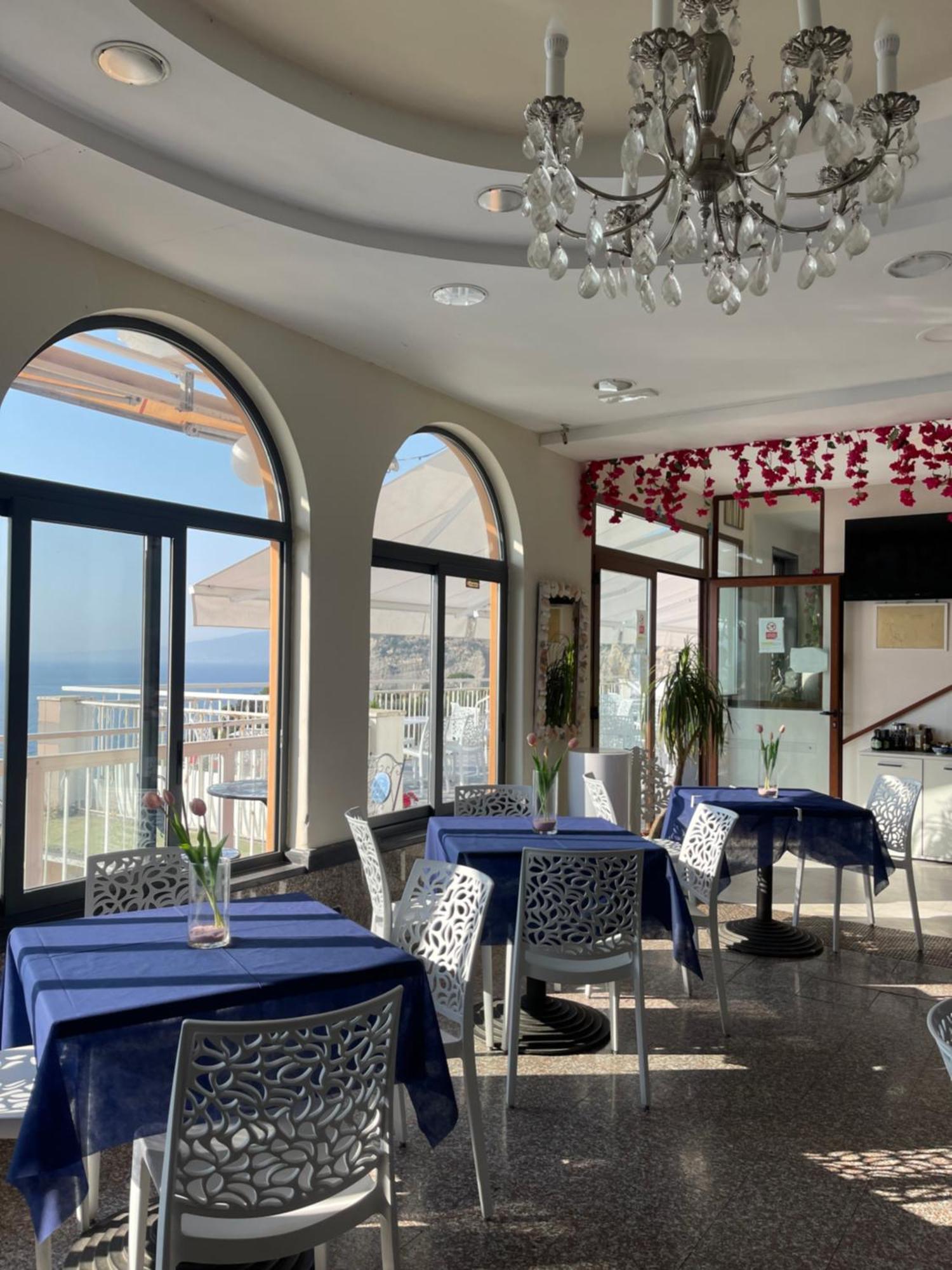Hotel Klein Wien Piano di Sorrento Esterno foto