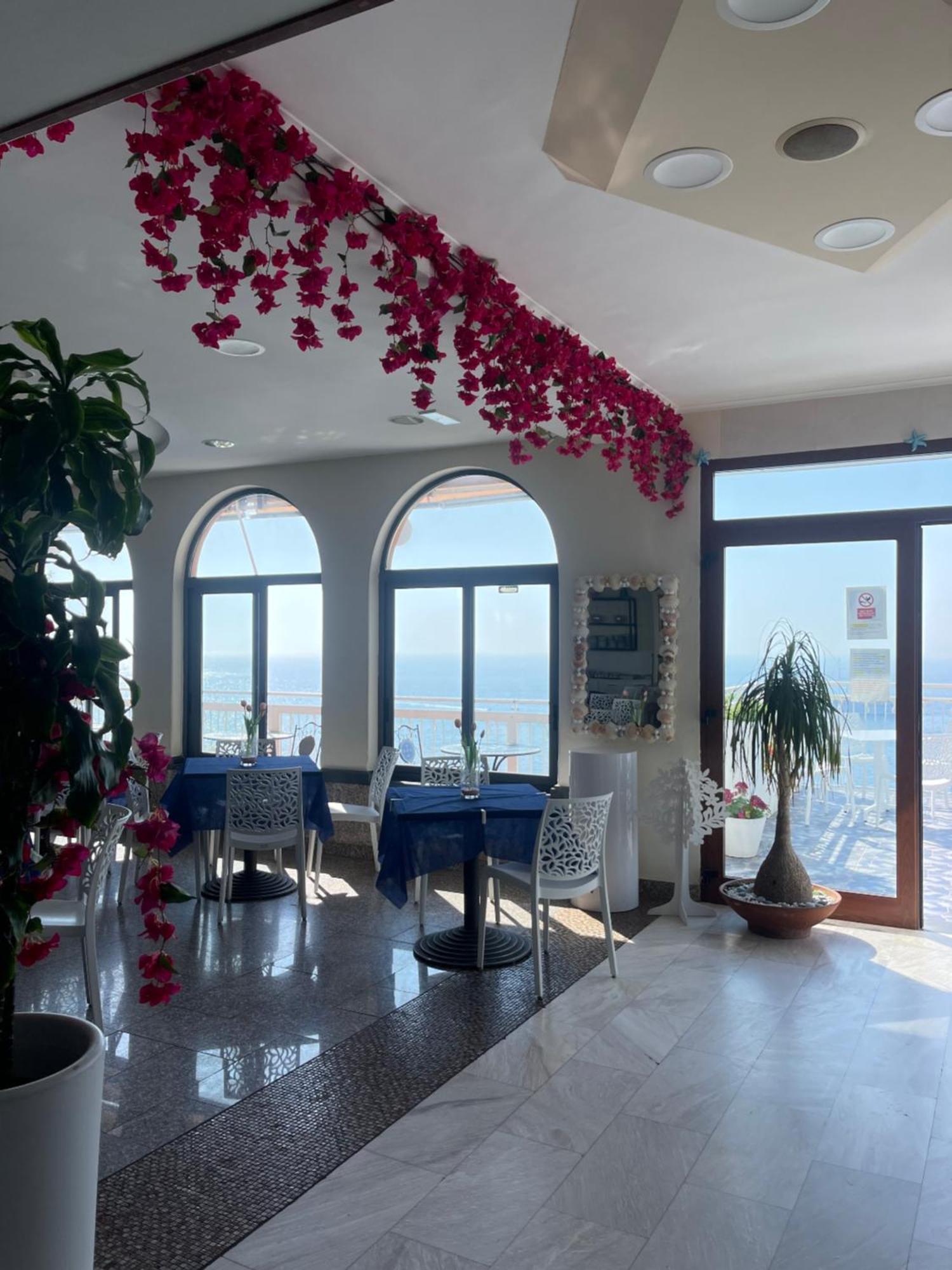 Hotel Klein Wien Piano di Sorrento Esterno foto