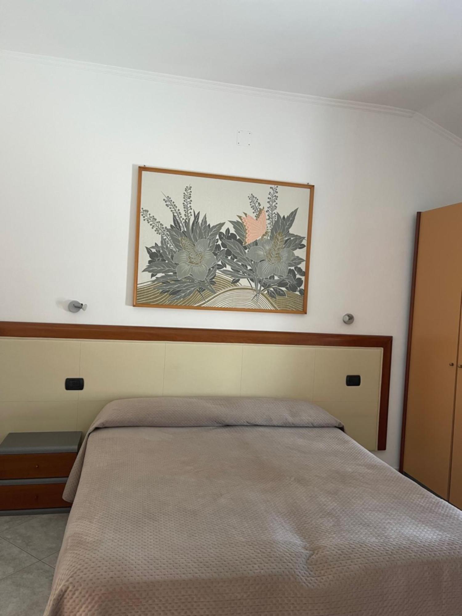 Hotel Klein Wien Piano di Sorrento Esterno foto