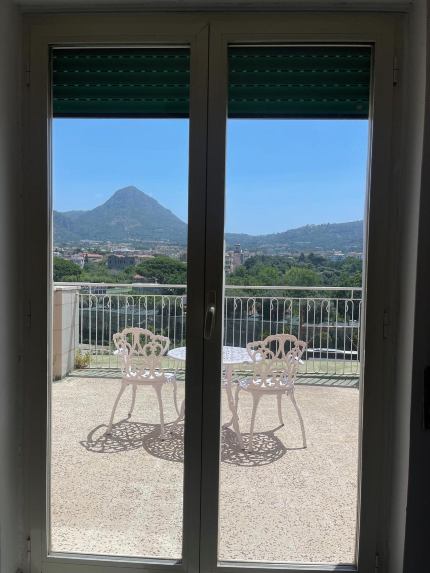Hotel Klein Wien Piano di Sorrento Esterno foto